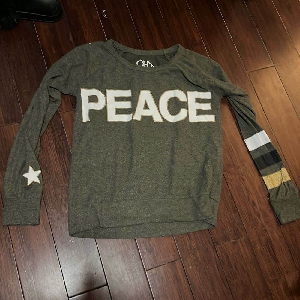 PEACE Chaser Brand Long Sleeve Light Sweater - Great Condition - Size Small